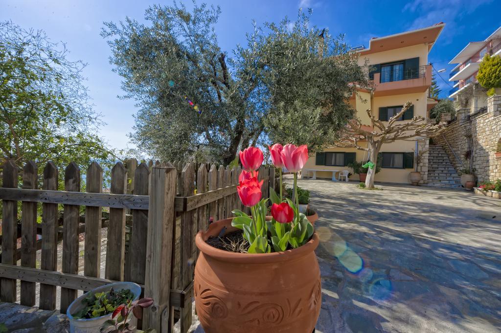 Villa Giovanni Paralia Vrachou Exterior photo
